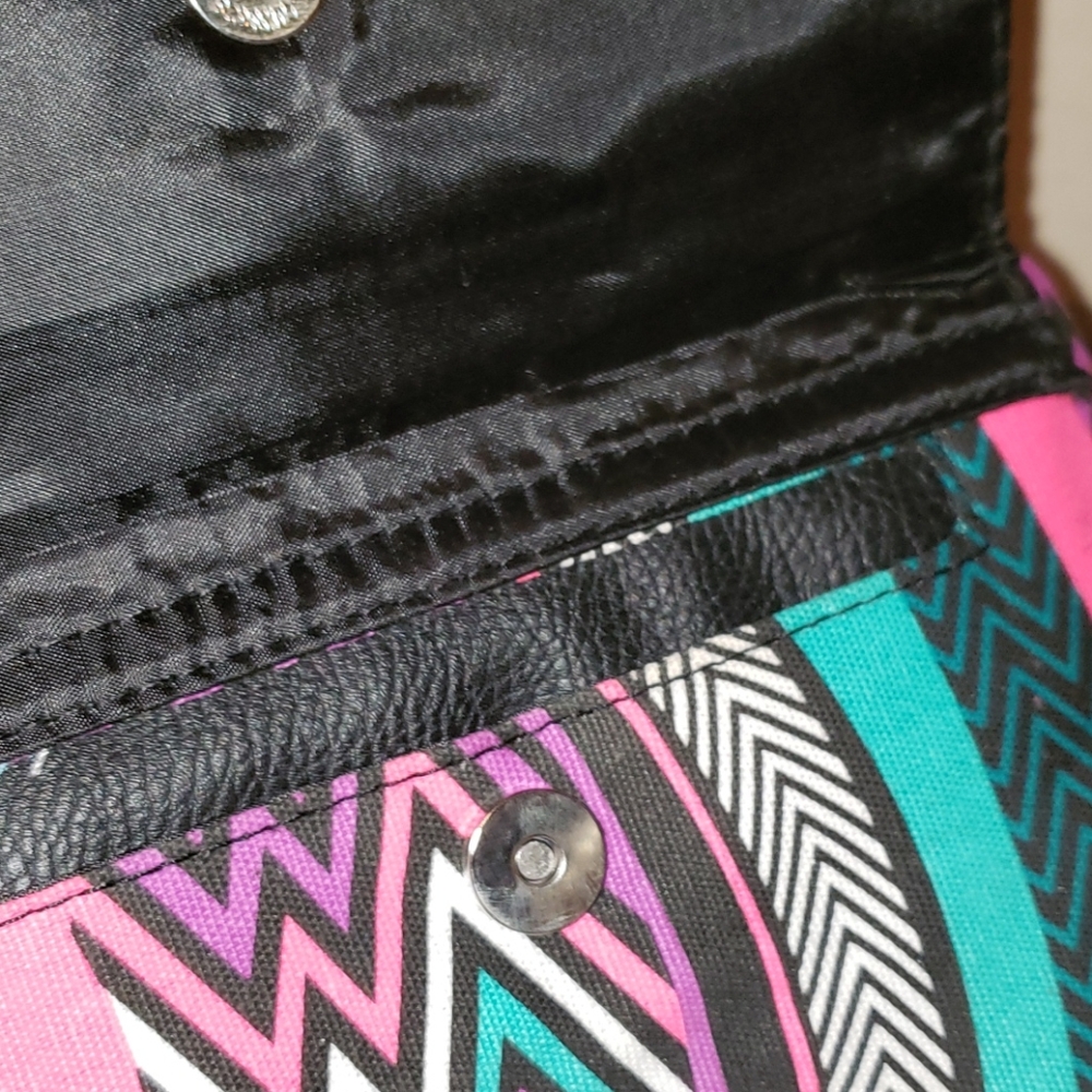 Multicolored Wristlet - Picture 5 of 6